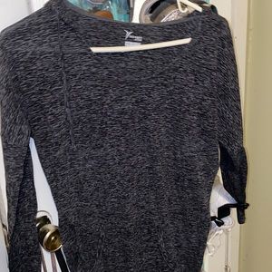 Old Navy Active Pullover Long Sleeve